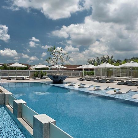 Clark Marriott Hotel Mabalacat Екстериор снимка
