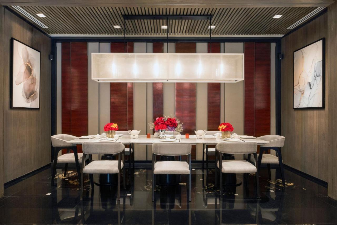 Clark Marriott Hotel Mabalacat Екстериор снимка