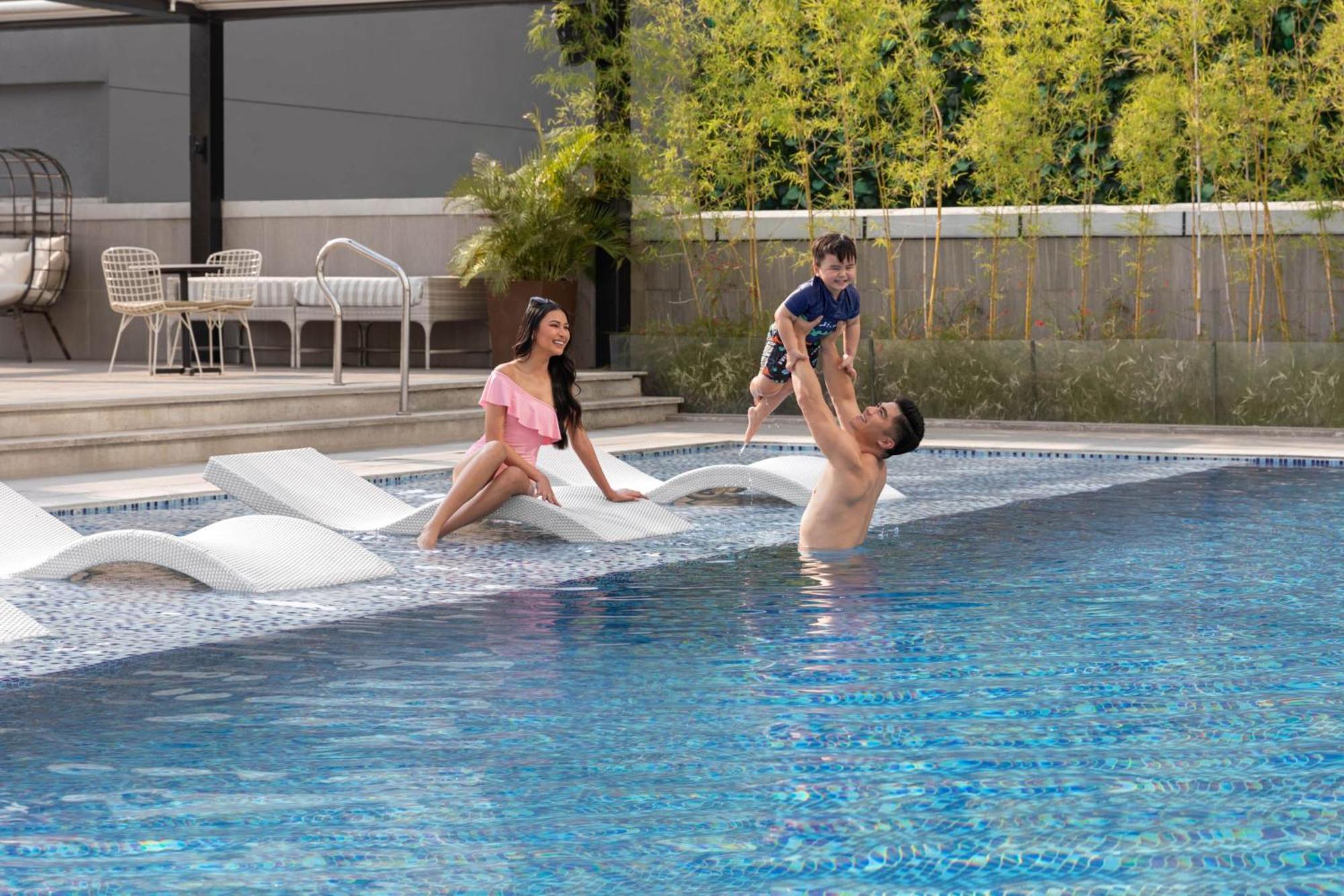Clark Marriott Hotel Mabalacat Екстериор снимка