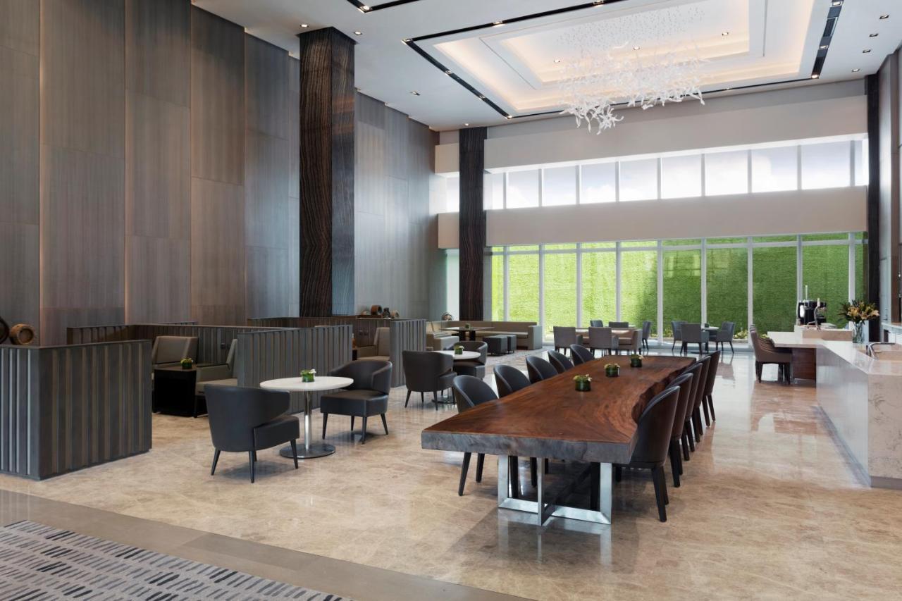 Clark Marriott Hotel Mabalacat Екстериор снимка